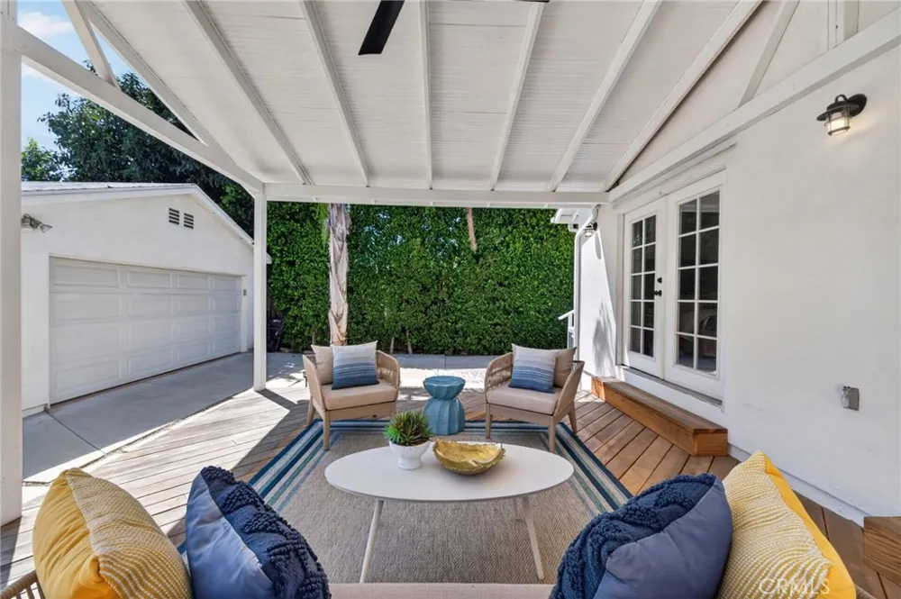 722 Royce St. Altadena, CA 91001