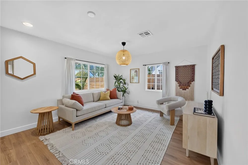 722 Royce St. Altadena, CA 91001