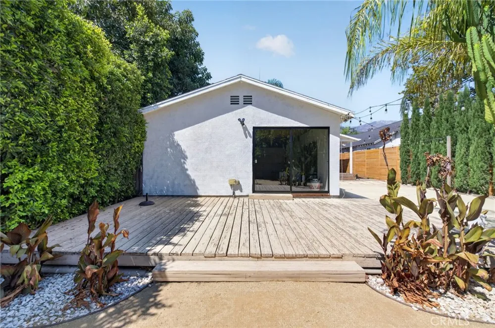 722 Royce St. Altadena, CA 91001