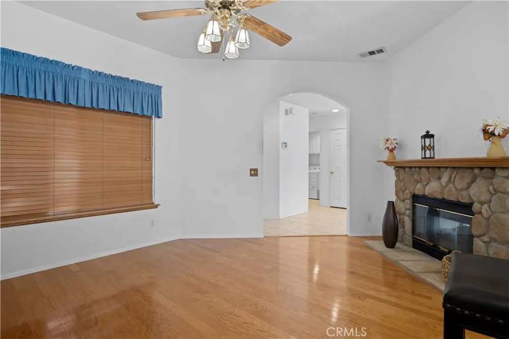 1064 Brookfield Place Glendora, CA 91741