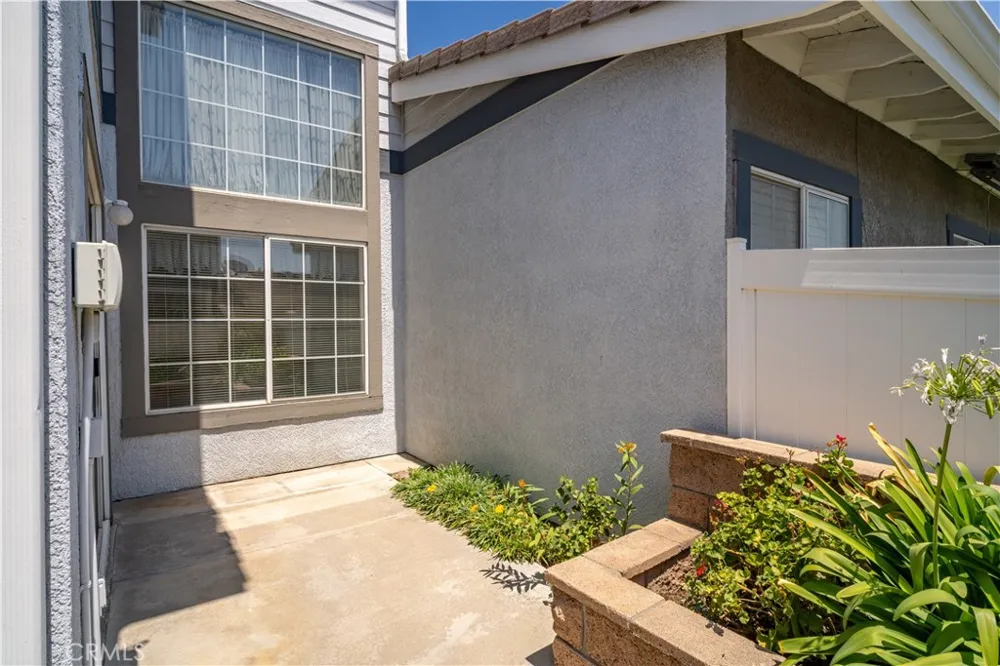 1064 Brookfield Place Glendora, CA 91741