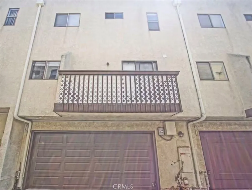 1121 252nd Street #5 Harbor City, CA 90710