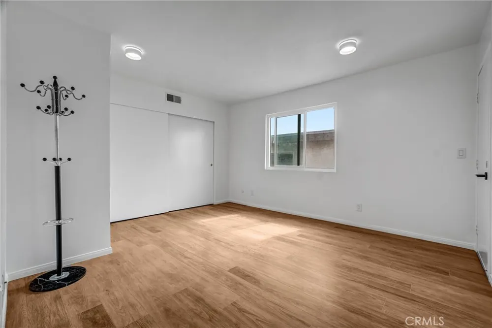 1121 252nd Street #5 Harbor City, CA 90710