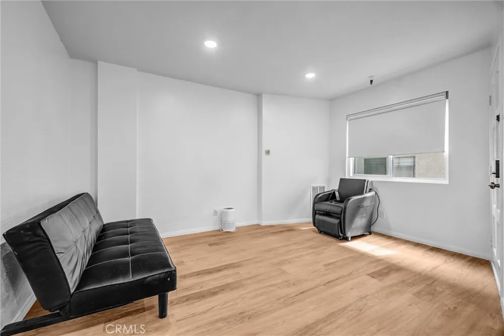 1121 252nd Street #5 Harbor City, CA 90710