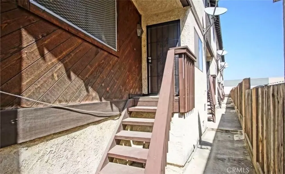 1121 252nd Street #5 Harbor City, CA 90710