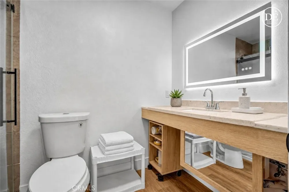 1121 252nd Street #5 Harbor City, CA 90710