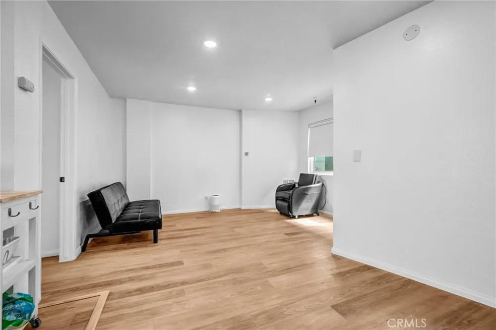 1121 252nd Street #5 Harbor City, CA 90710