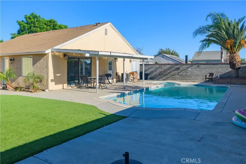614 Aspen Rialto, CA 92376