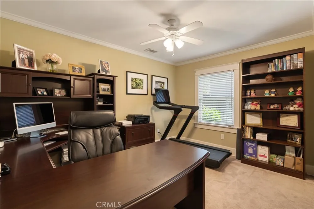 2411 3rd La Verne, CA 91750