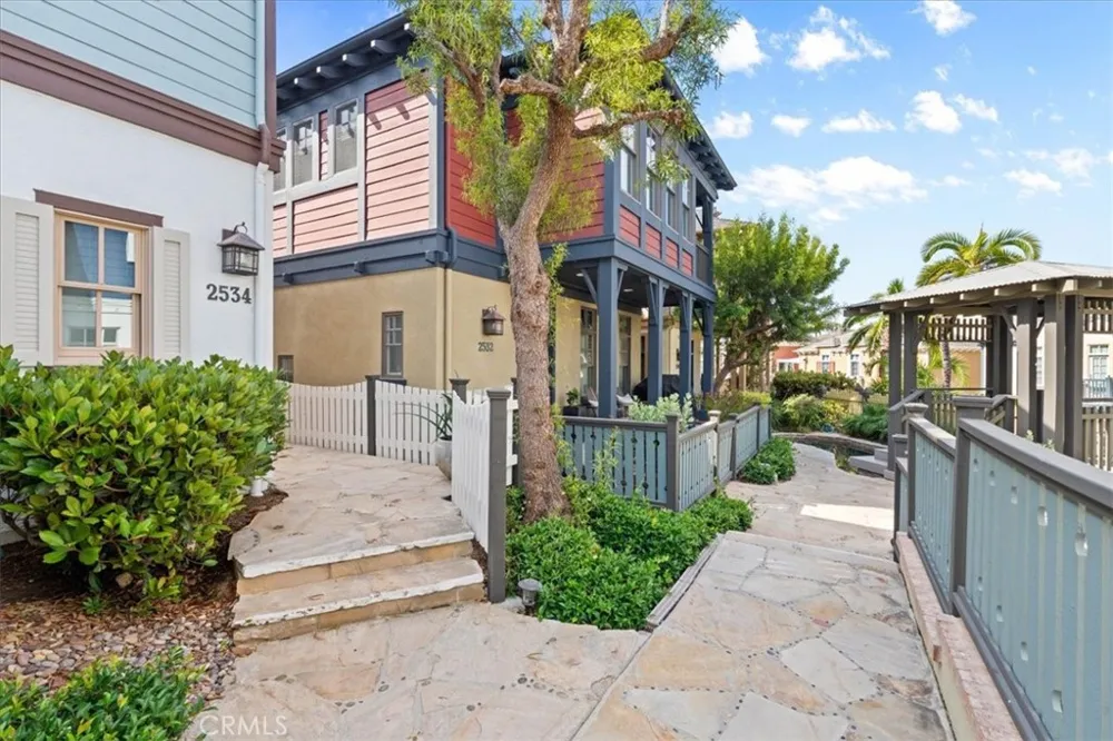 2534 Bungalow Place Corona del Mar, CA 92625