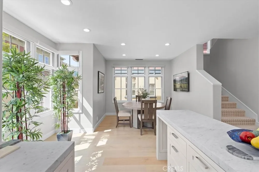 2534 Bungalow Place Corona del Mar, CA 92625