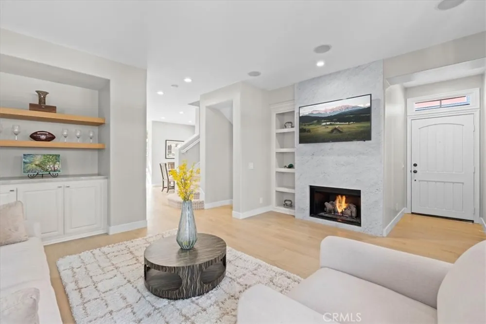 2534 Bungalow Place Corona del Mar, CA 92625