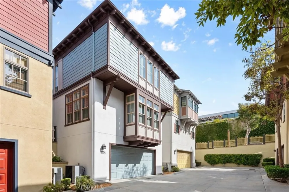 2534 Bungalow Place Corona del Mar, CA 92625