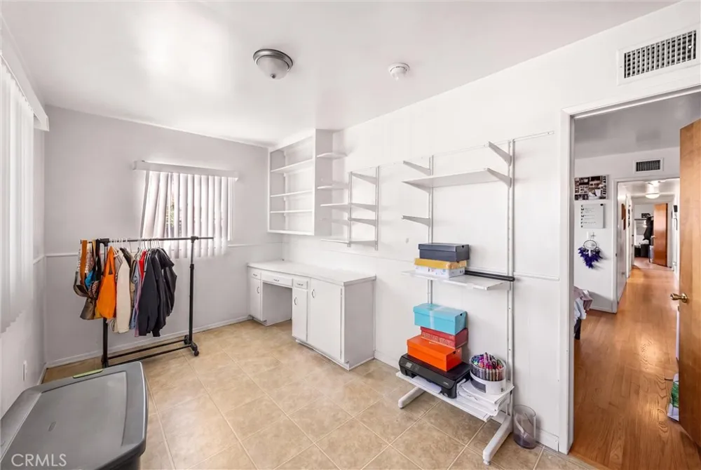 1850 Miramonte La Verne, CA 91750
