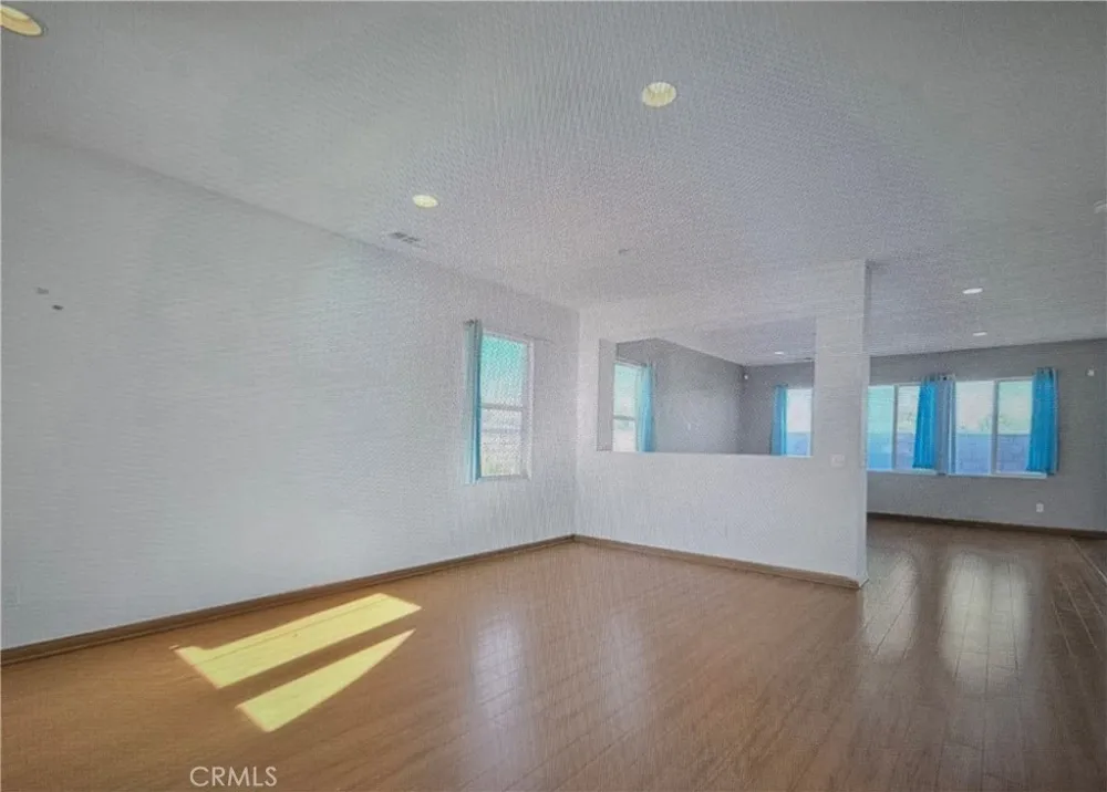 15995 Yosemite St Victorville, CA 92394