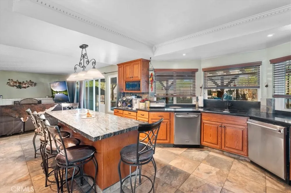 6046 Peridot Avenue Rancho Cucamonga, CA 91701