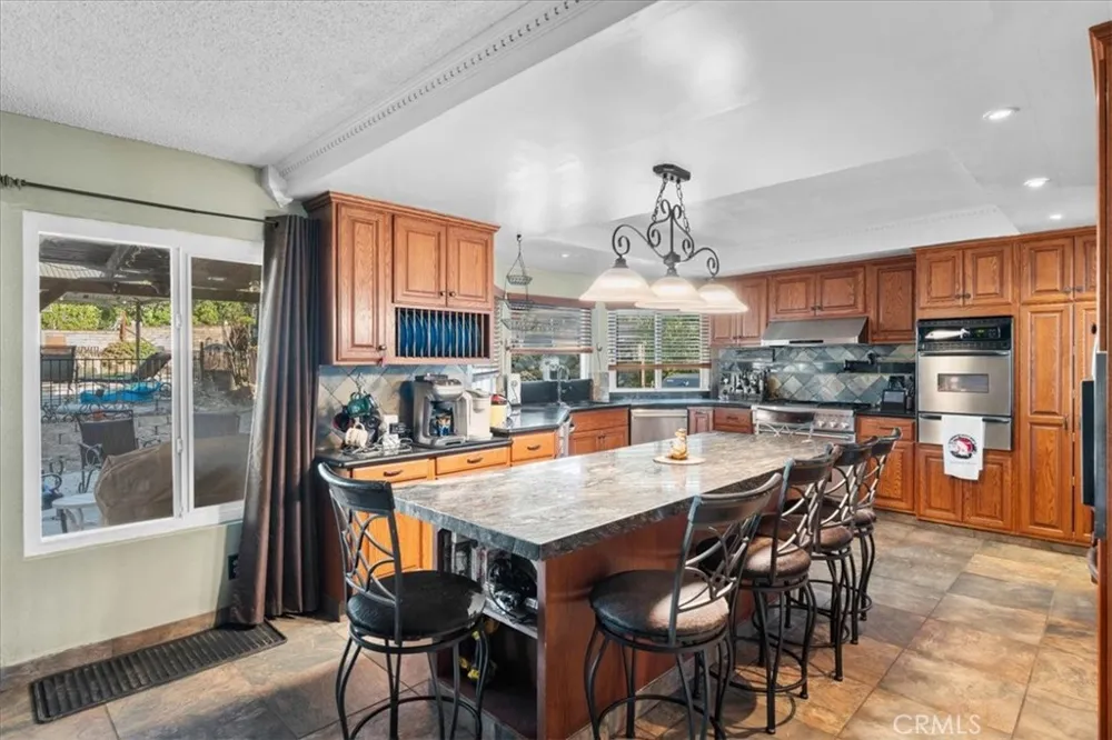 6046 Peridot Avenue Rancho Cucamonga, CA 91701