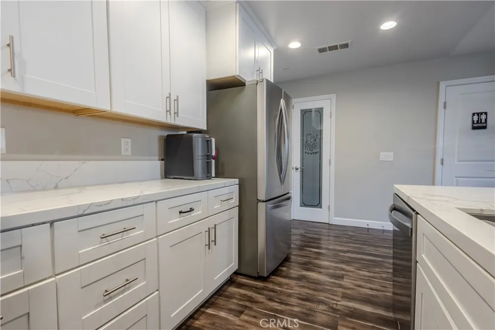 16408 Valencia Avenue #510 Fontana, CA 92335