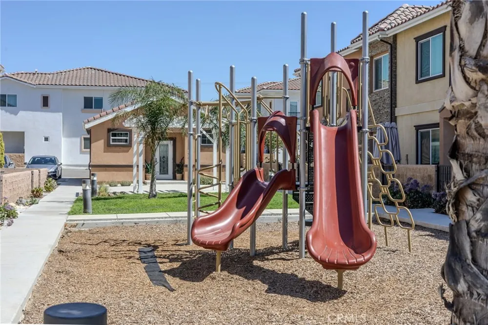 16408 Valencia Avenue #510 Fontana, CA 92335