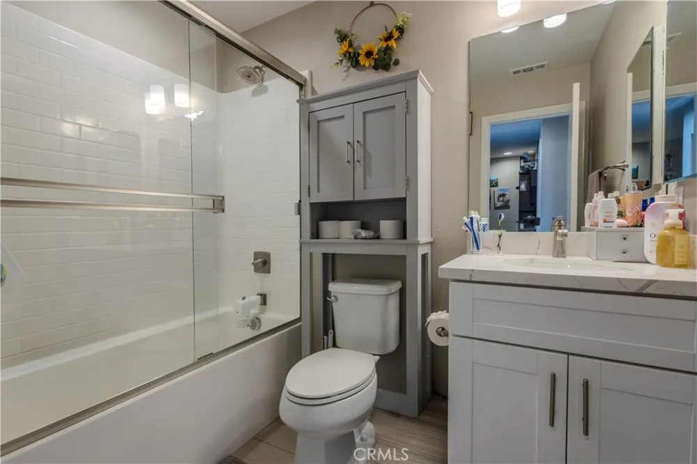 16408 Valencia Avenue #510 Fontana, CA 92335