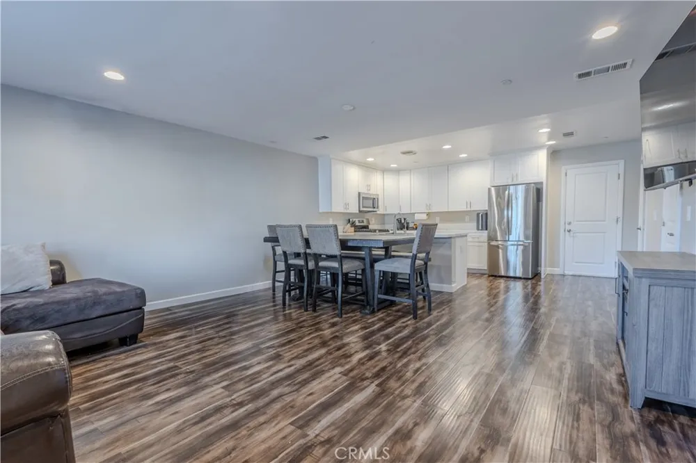 16408 Valencia Avenue #510 Fontana, CA 92335
