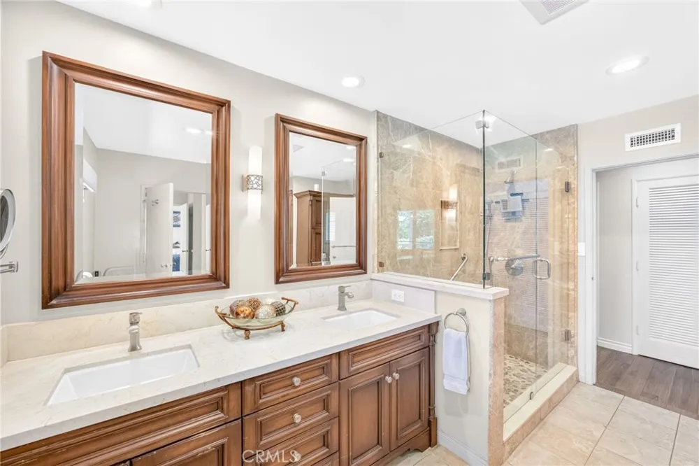 306 E 5th Ontario, CA 91764