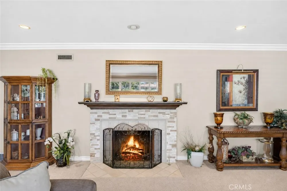 306 E 5th Ontario, CA 91764