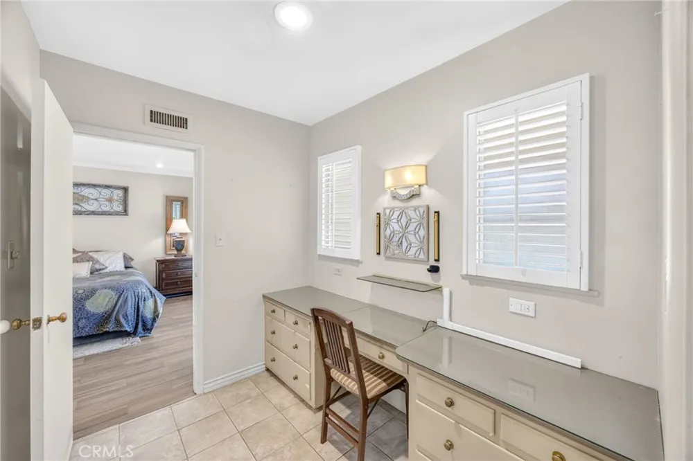 306 E 5th Ontario, CA 91764