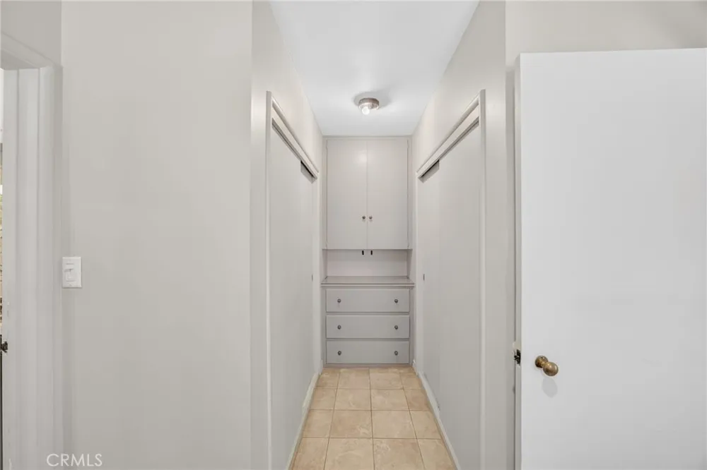 306 E 5th Ontario, CA 91764