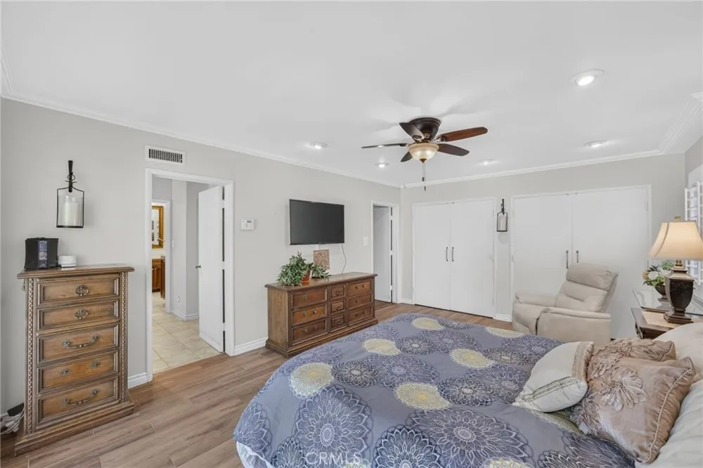306 E 5th Ontario, CA 91764