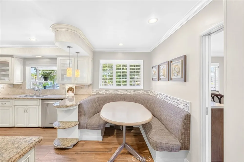 306 E 5th Ontario, CA 91764