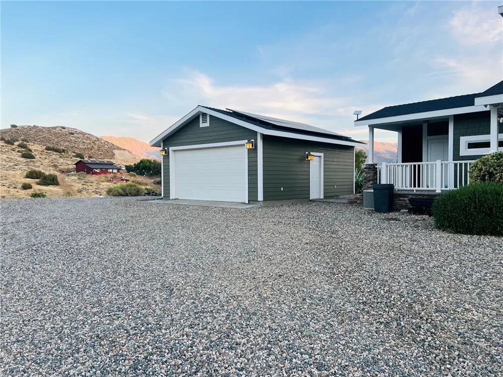 7239 LIMESTONE Kernville, CA 93238
