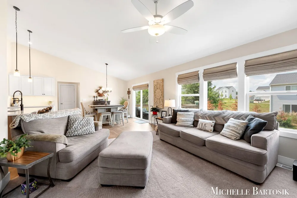469 Seneca Ridge Drive Middleville Village, MI 49333