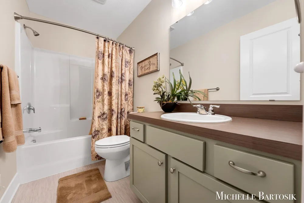 469 Seneca Ridge Drive Middleville Village, MI 49333