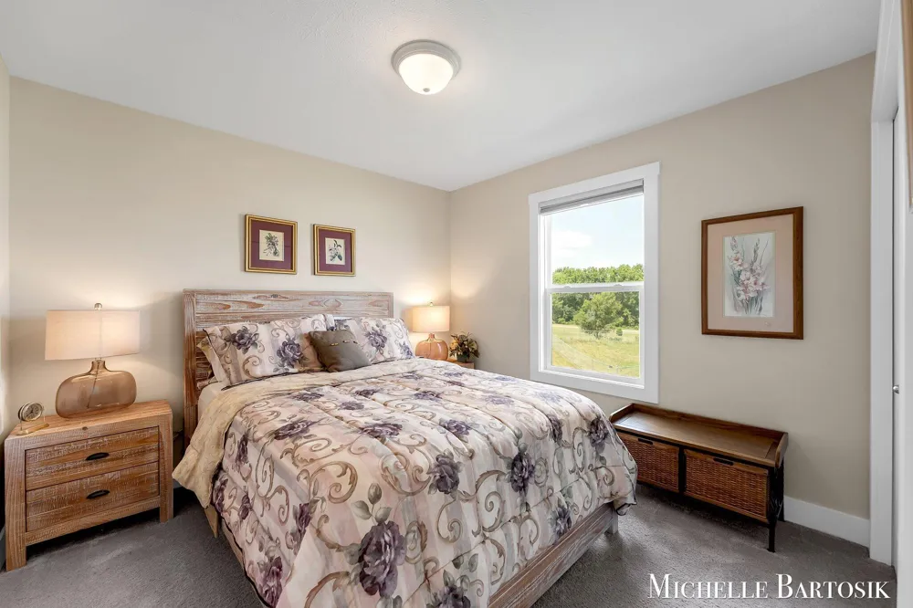 469 Seneca Ridge Drive Middleville Village, MI 49333