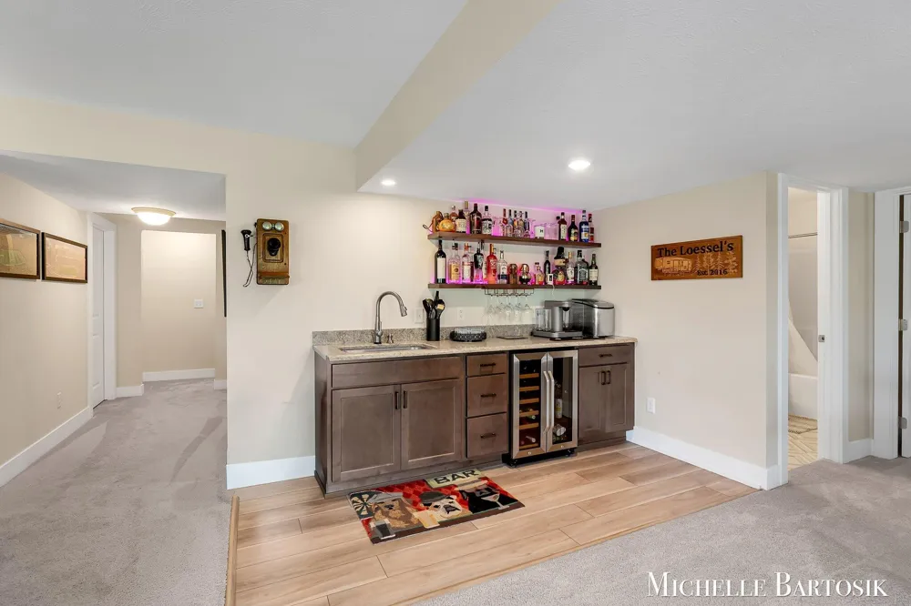 469 Seneca Ridge Drive Middleville Village, MI 49333