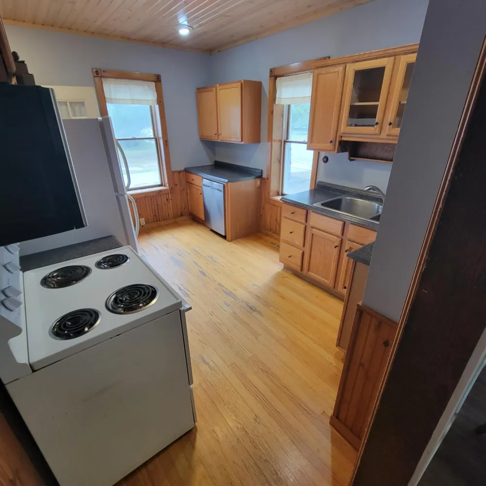 8 E Barton Street Newaygo City, MI 49337