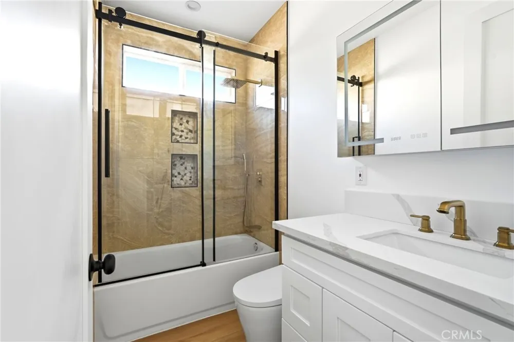 13063 VIA ALIA Riverside, CA 92503