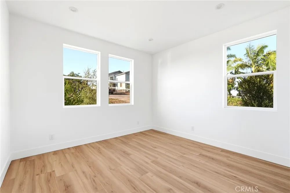 13063 VIA ALIA Riverside, CA 92503