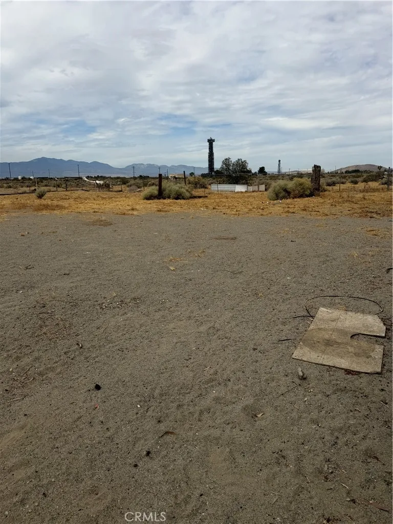 4638 Homer Adelanto, CA 92301