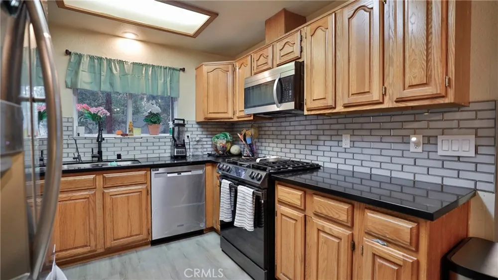 23747 Bowl Crestline, CA 92325