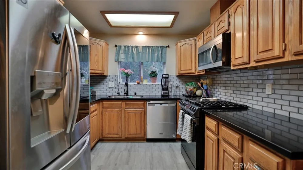 23747 Bowl Crestline, CA 92325