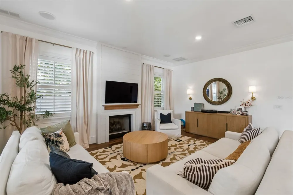 1581 MAGNOLIA AVE Winter Park, FL 32789