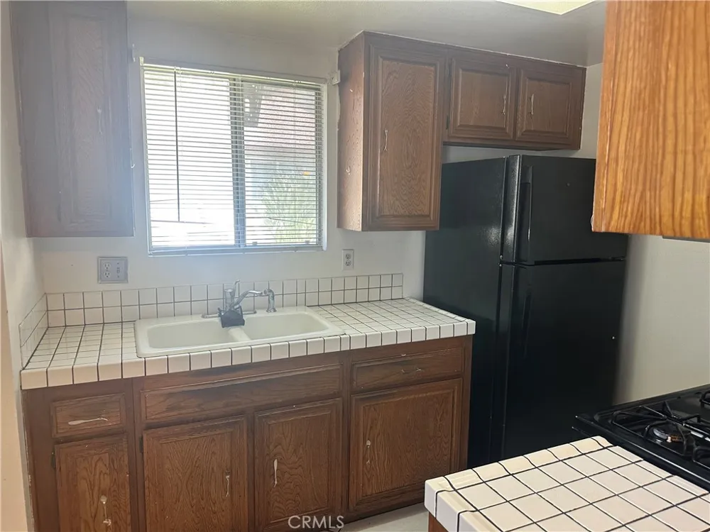 1123 W Sierra Madre Avenue #1 Azusa, CA 91702