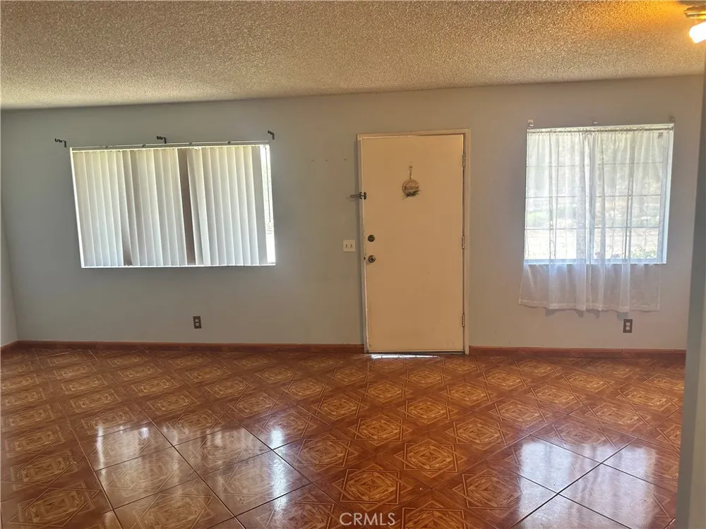 1123 W Sierra Madre Avenue #1 Azusa, CA 91702