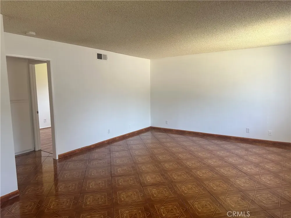 1123 W Sierra Madre Avenue #1 Azusa, CA 91702
