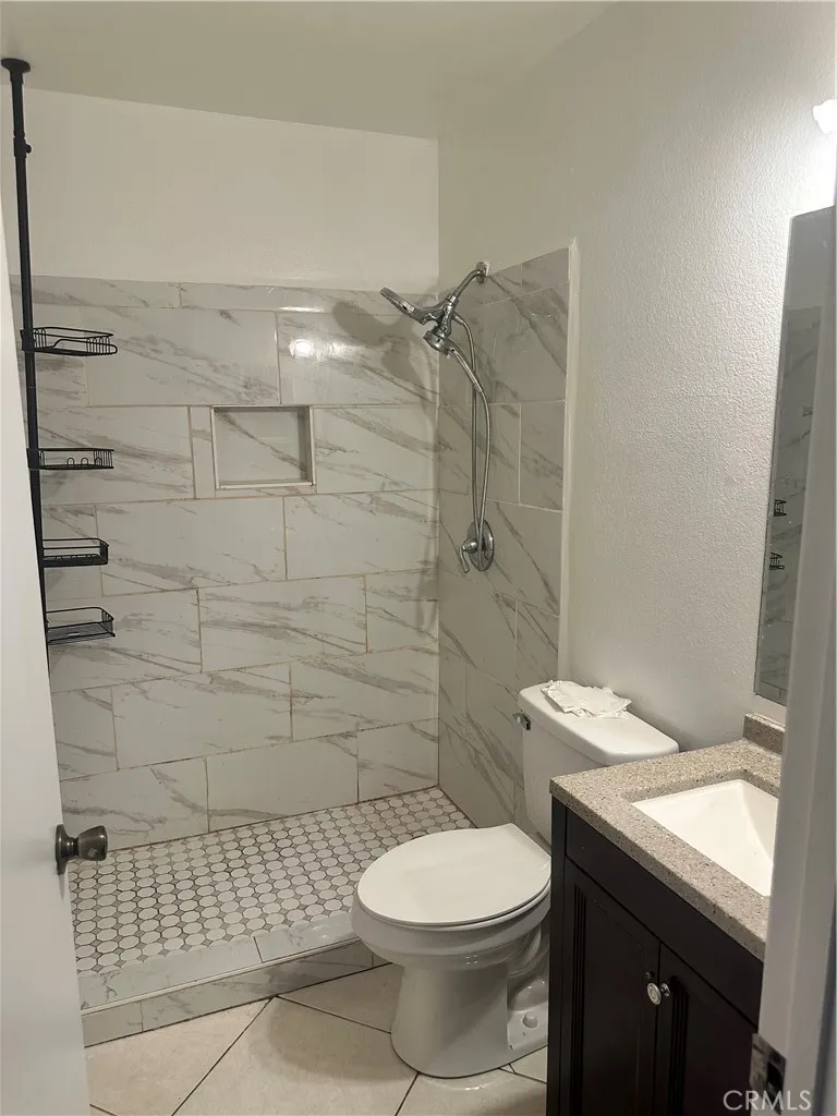 1123 W Sierra Madre Avenue #1 Azusa, CA 91702