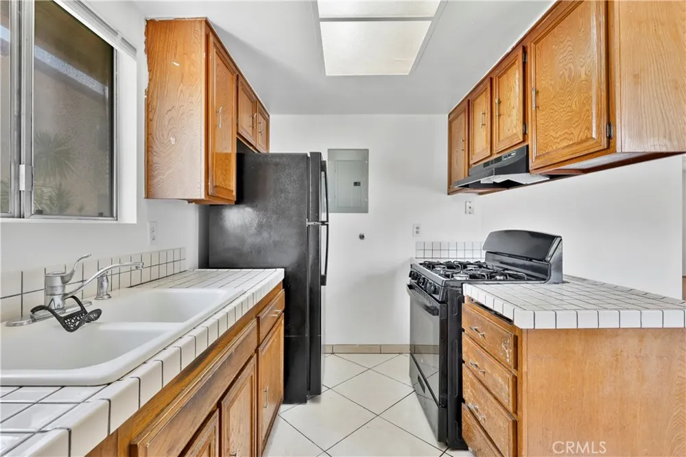 1123 W Sierra Madre Avenue #1 Azusa, CA 91702