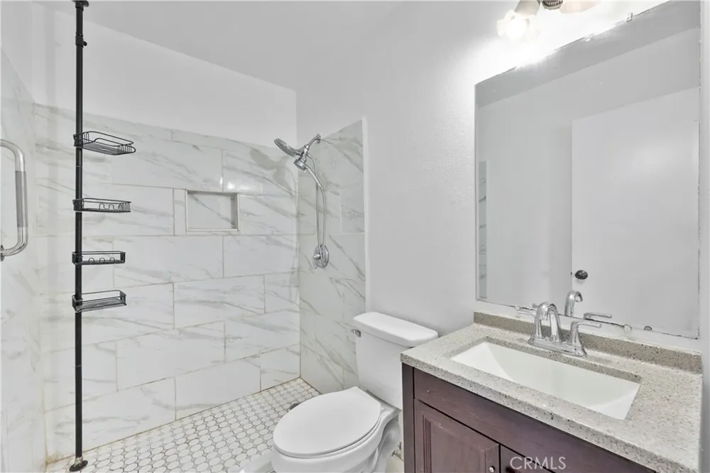 1123 W Sierra Madre Avenue #1 Azusa, CA 91702