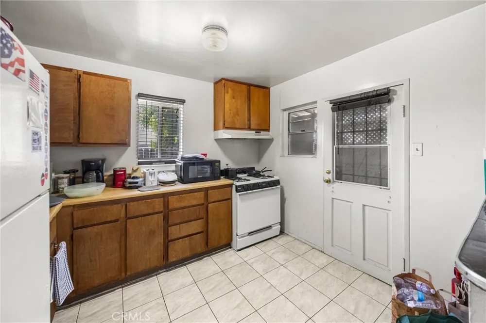 2103 B STREET La Verne, CA 91750